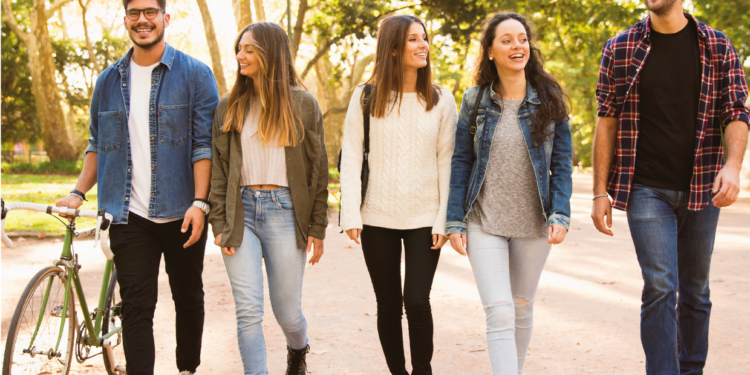 Passeggiate nei parchi urbani: esplorazioni botaniche per conoscere le piante e i loro benefici (UNIBO Campus Rimini)