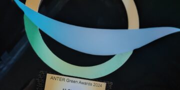 “Energia dell’Italia”, protagoniste assolute le rinnovabili con 2.000 partecipanti al Mandela Forum di Firenze