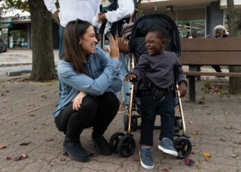 Do you have the kind of friends that you can volunteer with?