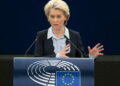 Ue, von der Leyen: nessuna retromarcia sul Green Deal con un nuovo “Patto per l’Industria Pulita”