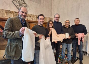 Progetto di ricerca europeo per eliminare virus, batteri e funghi dalle superfici tessili grazie alle nanoparticelle