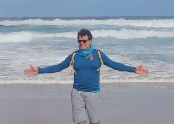 SINGLE USE PLANET, il primo video report di Paolo Monesi girato alle Isole Canarie: “Overtourism & Plastics”