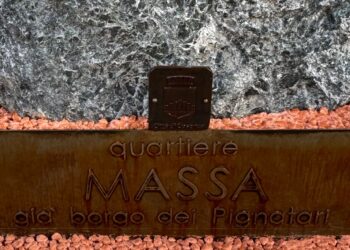 UN MASSO ALLA MASSA, a Cosenza Domenico De Rito disegna un’opera iconica e sostenibile