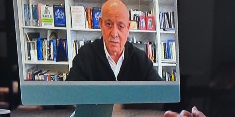 Jeremy Rifkin in onda su Rai 3, Intelligenza Artificiale e Data Center – Newsroom Reloaded